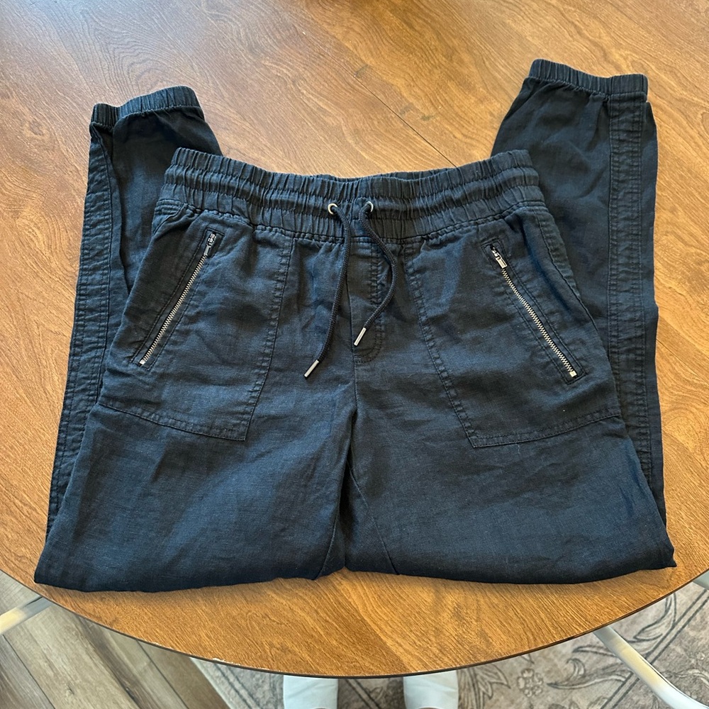 Women’s Athleta black Jogger Pants